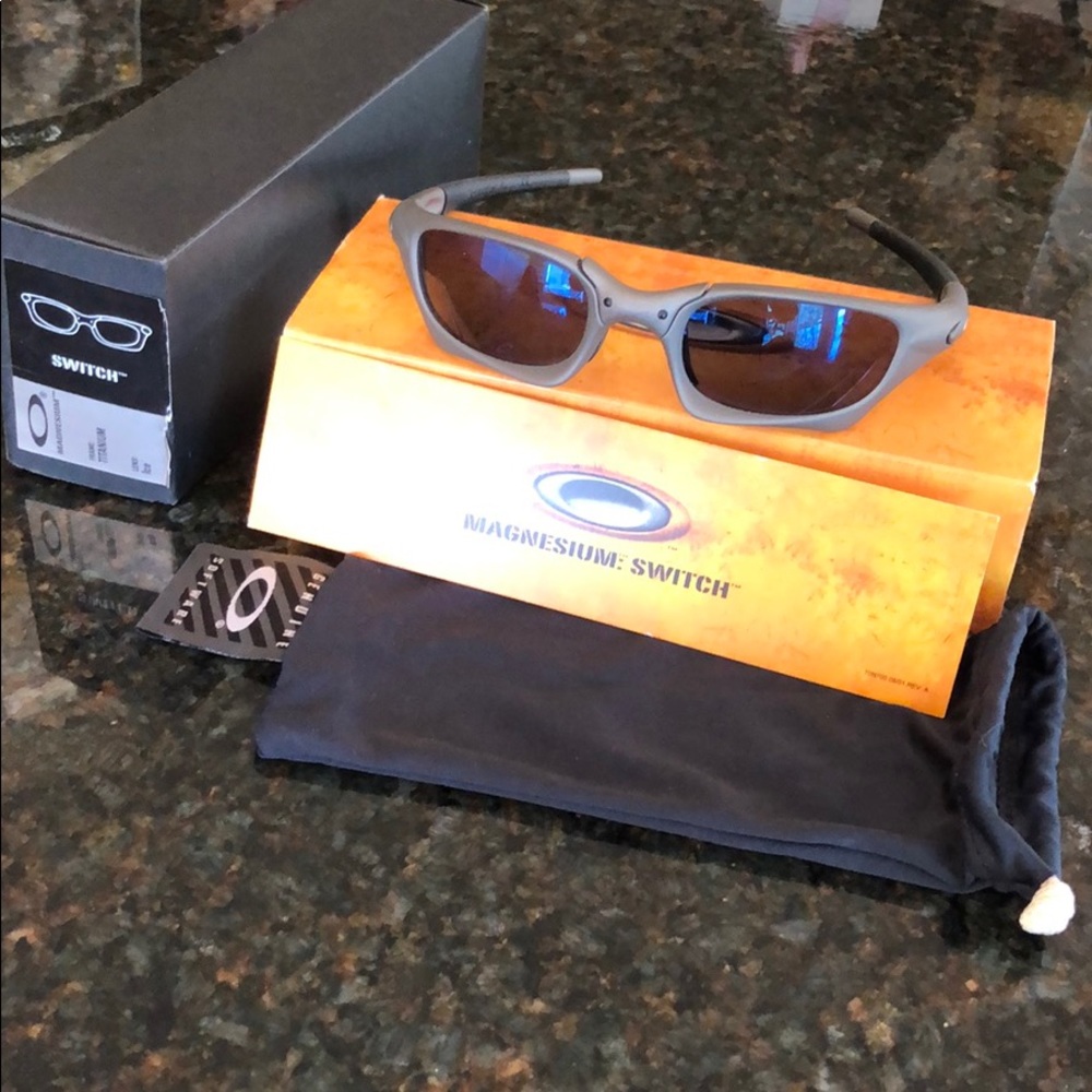 Men's Oakley sunglasses